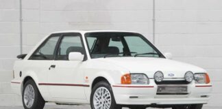 Shipping a Classic Ford Escort XR3i from the UK to the USA with Autoshippers