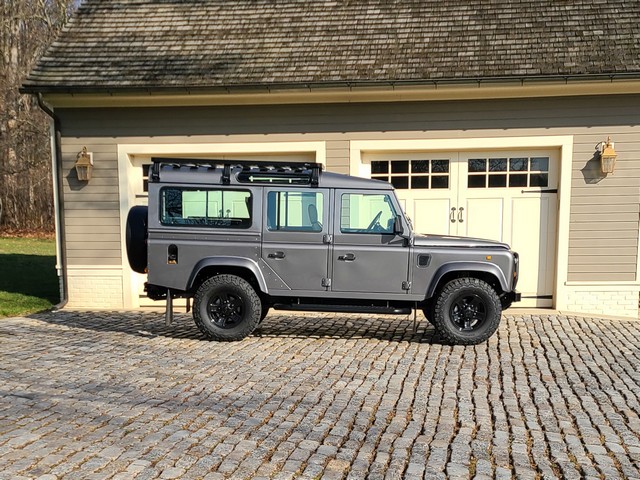 Land Rover Defender 110 to the USA