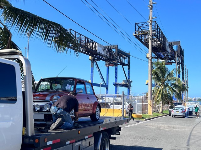 Mini Cooper Sport to Puerto Rico