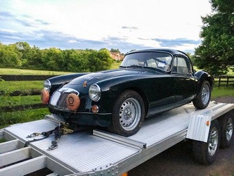 MG mga Coupe szállított az Egyesült Királyságból az USA-ba | klasszikus autó szállítás